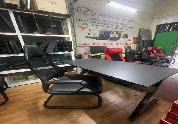 Combo bàn chữ z + ghế game