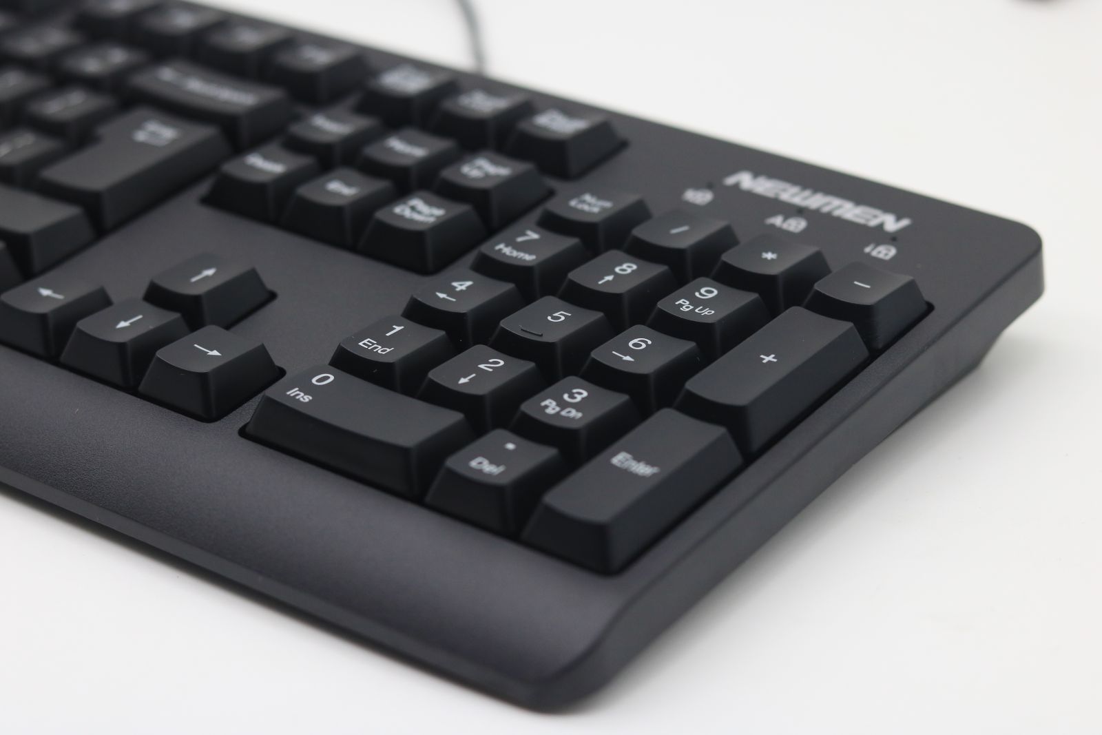 Bàn phím dây NEWMEN E350 - USB 2.0, Màu đen